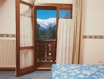 Готель Gressoney Екстер'єр фото